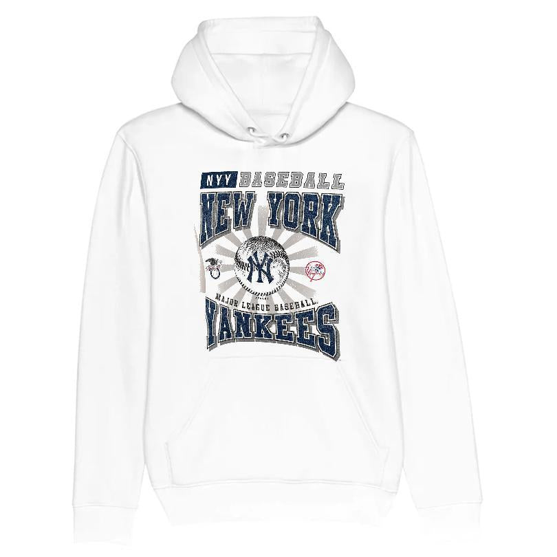New York Yankees Wear By Erin Andrews Women's Distressed Boyfriend T-shirt