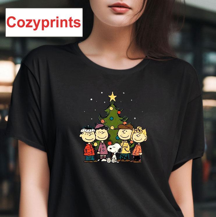 Peanuts Snoopy And Friends Christmas Tree T-shirt